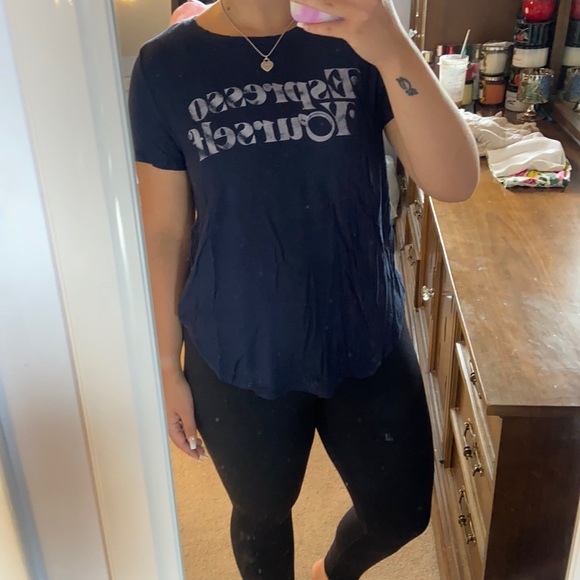 Hollister Women’s Soft T-shirt - Picture 3 of 7